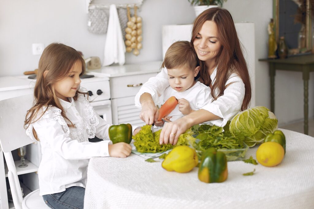 Pediatric Nutrition: How Child Specialists Address Nutritional Deficiencies